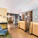 Litteraire Arthur Rimbaud, Bw Signature Collection Hotel 4*