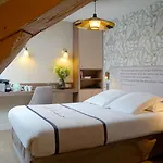 Litteraire Arthur Rimbaud, Bw Signature Collection Hotel 4*