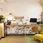 Litteraire Arthur Rimbaud, Bw Signature Collection Hotel 4*