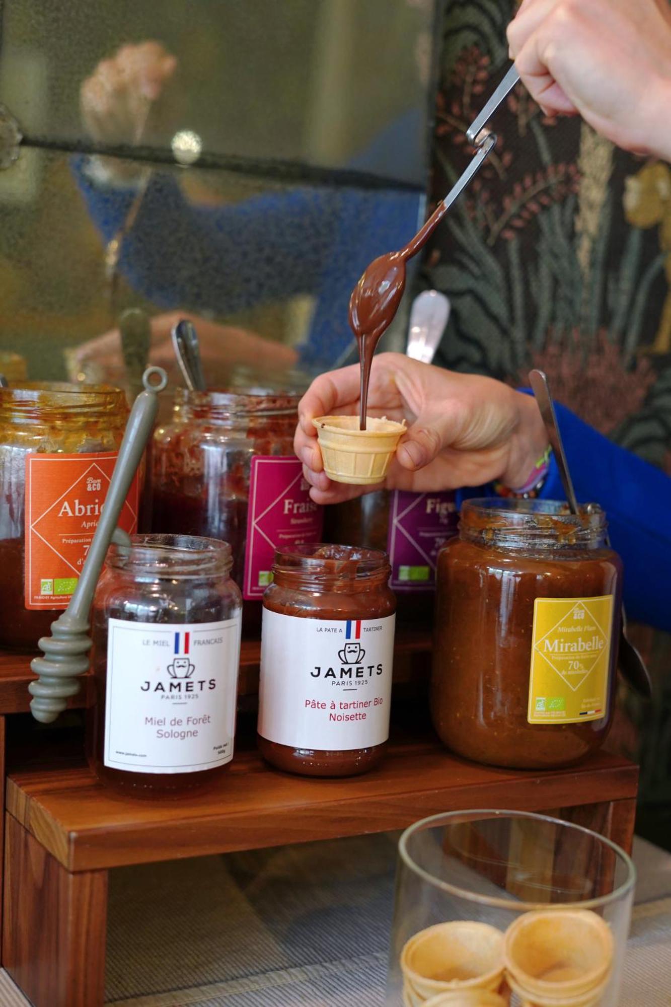 Hotel Litteraire Arthur Rimbaud, Bw Signature Collection