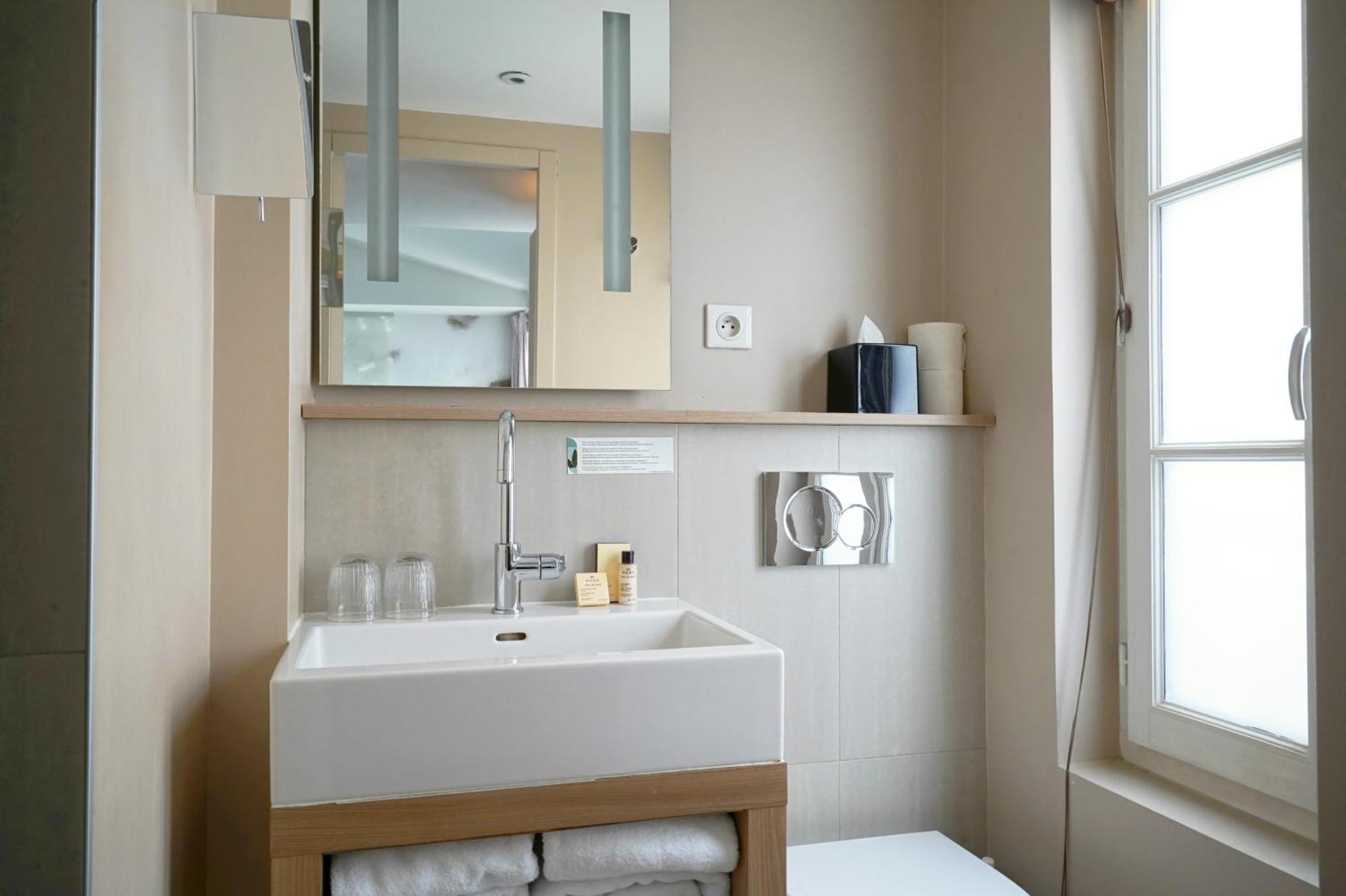 Hotel Litteraire Arthur Rimbaud, Bw Signature Collection Paris