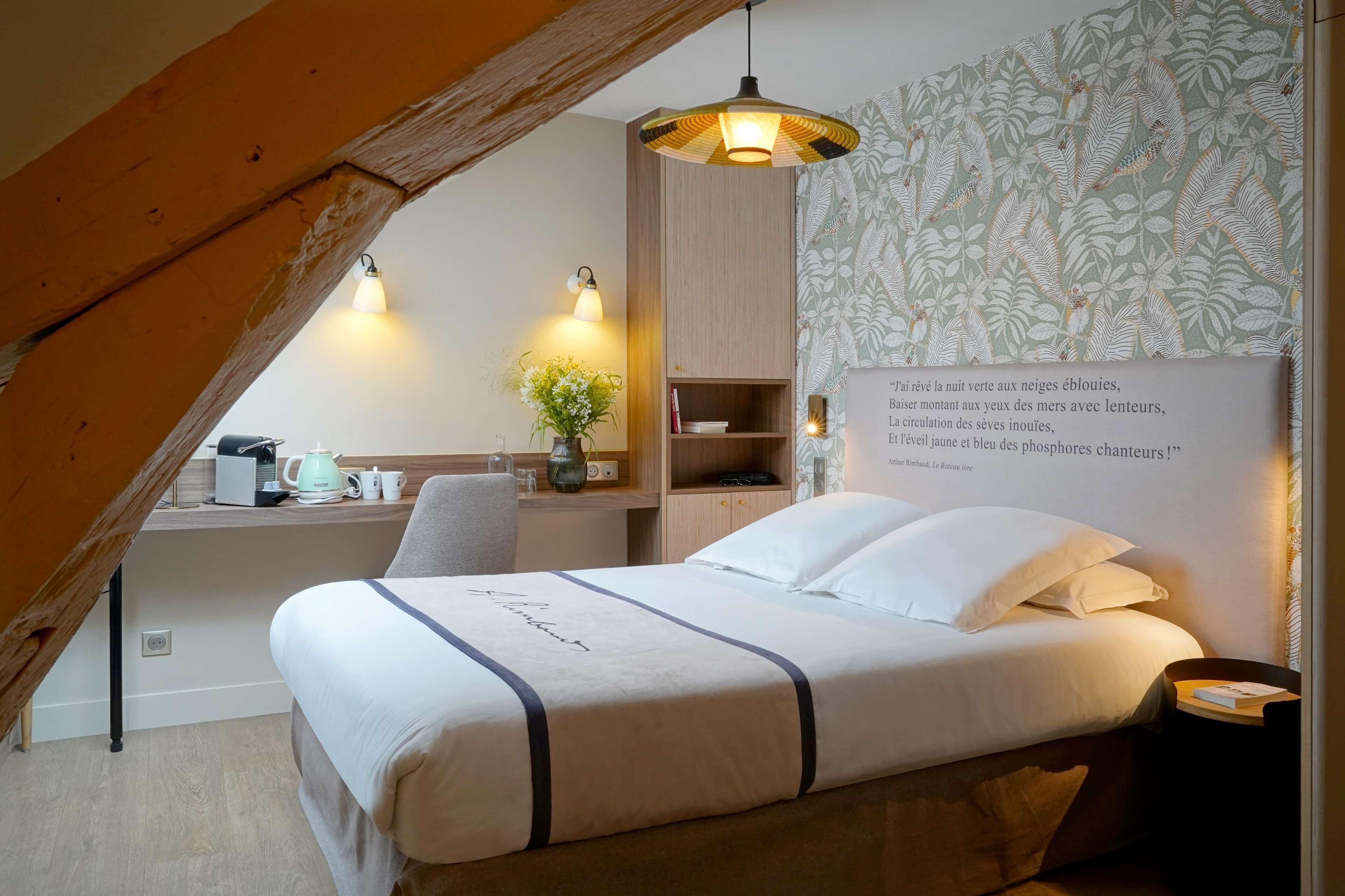 Litteraire Arthur Rimbaud, Bw Signature Collection Hotel 4*